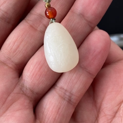 和田玉颈饰未镶嵌