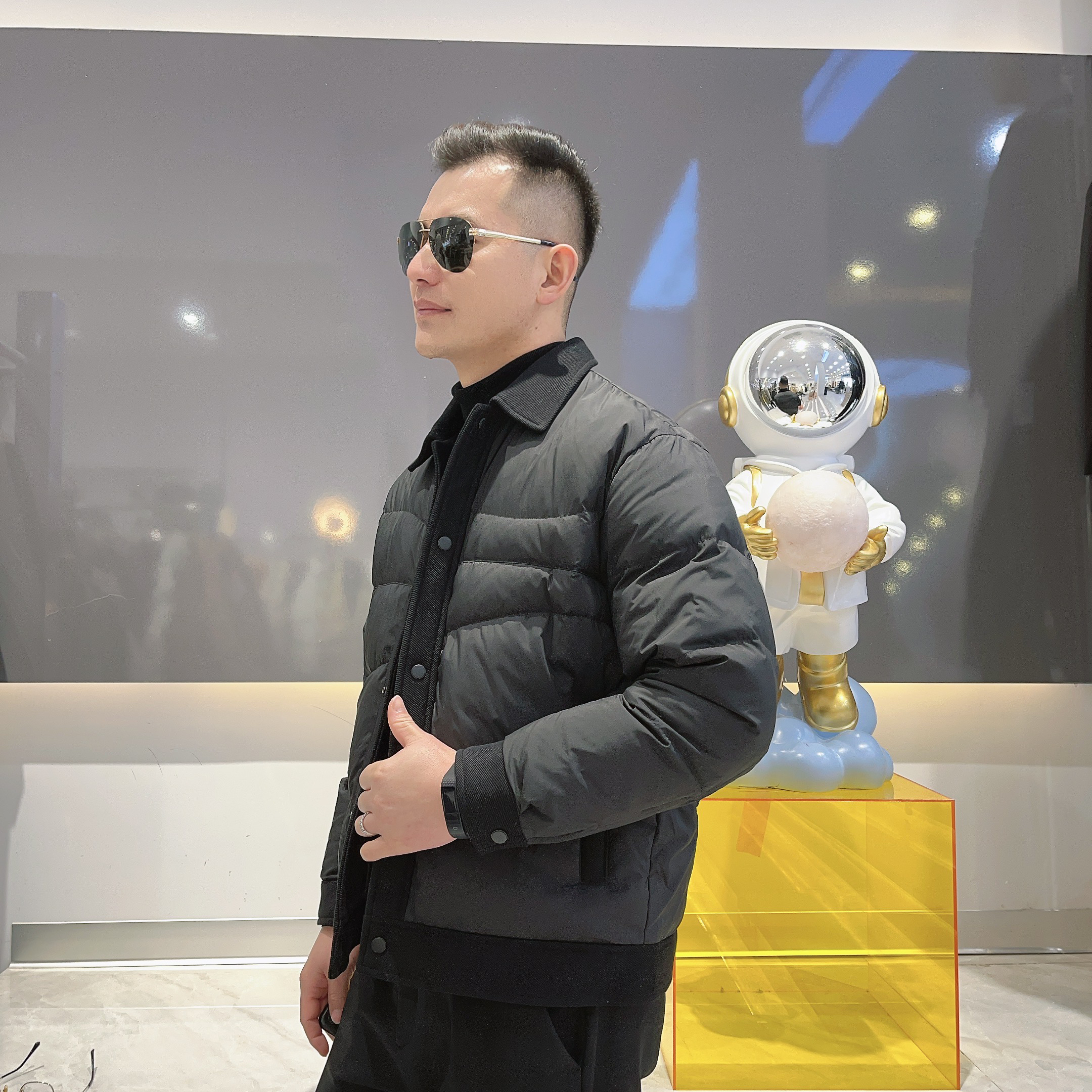 YUANSU 简欧轻奢冬季新款男士百搭90白鸭绒翻领商务简约66819