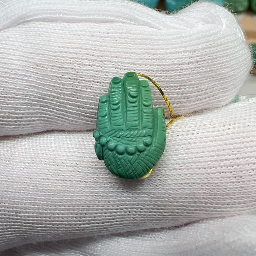 绿松石配饰未镶嵌