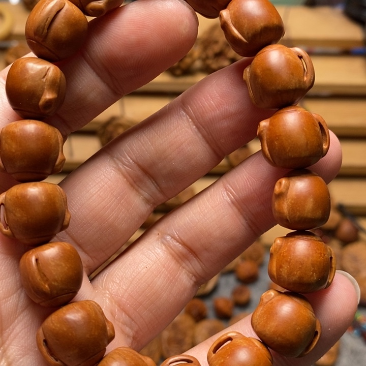 桃核雕刻把把壶手串