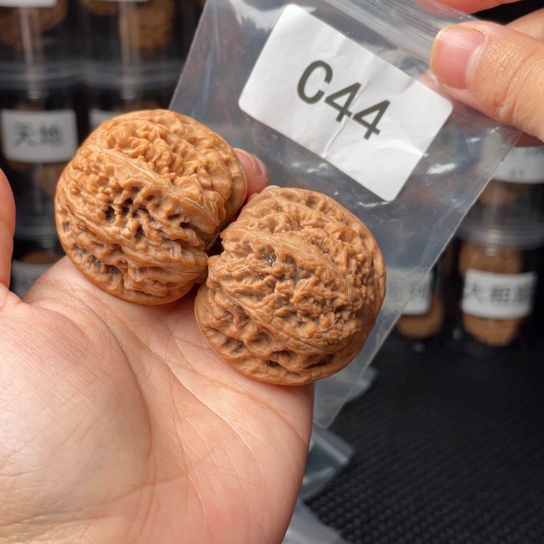 文玩核桃手串45粗筋