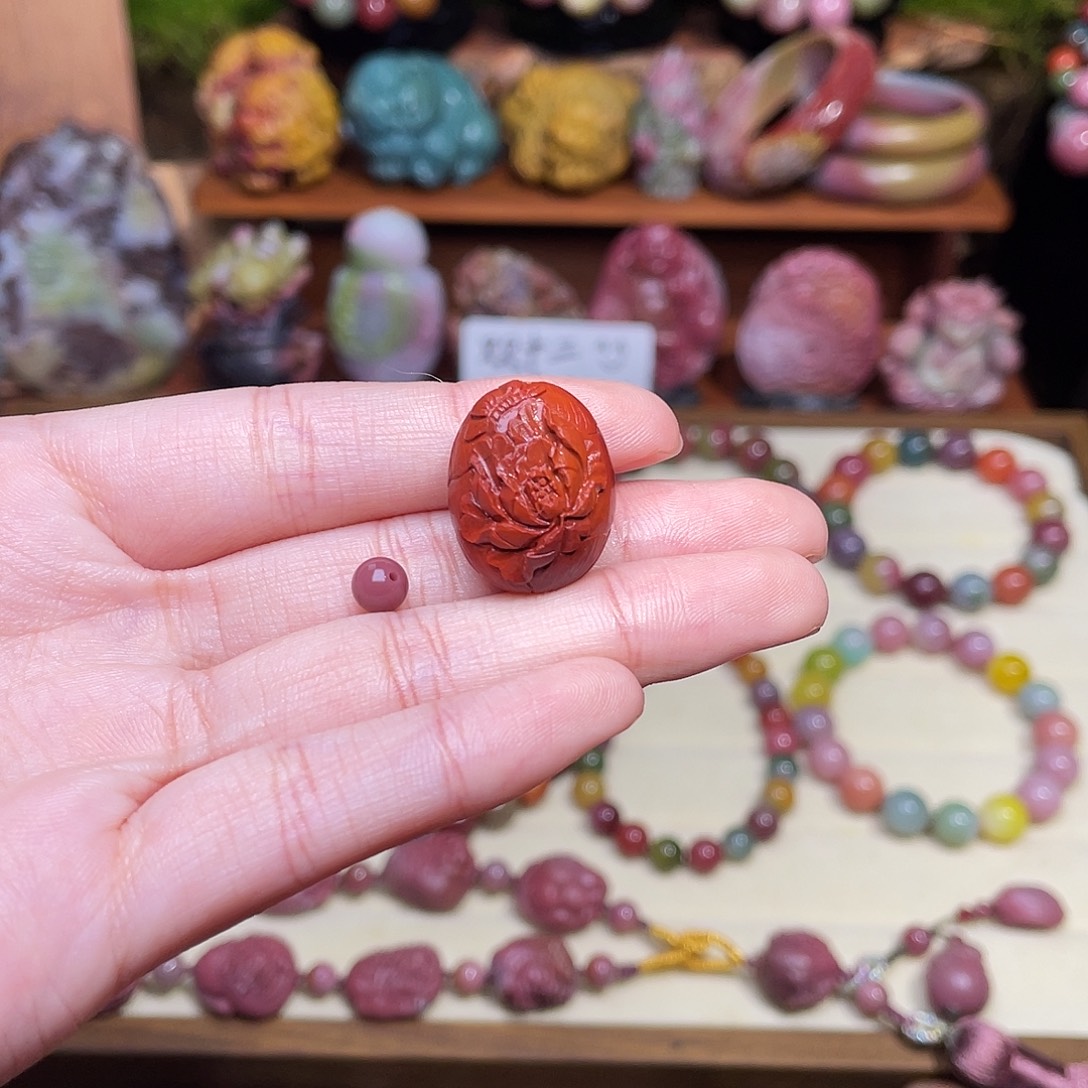 三***意玛瑙/玉髓未镶嵌珠宝半成品盐源玛瑙蝶恋花