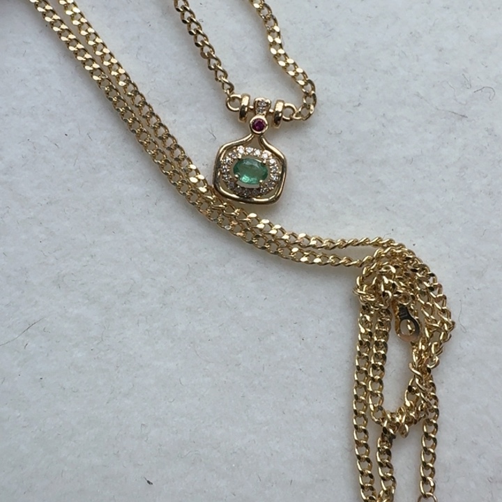 祖母绿颈饰18K金镶嵌