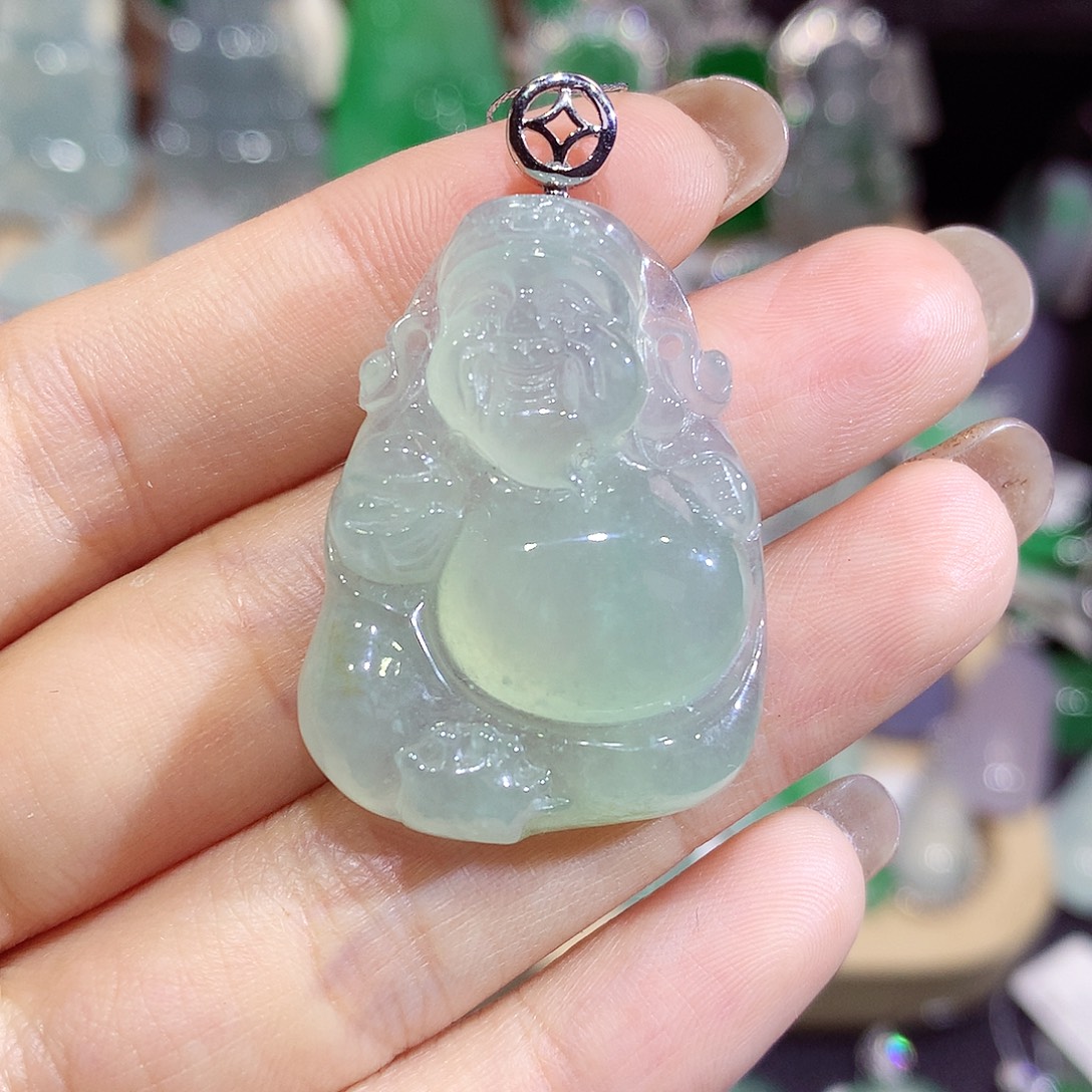 翡翠18K金镶嵌颈饰财