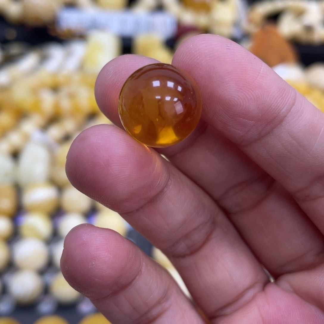 琥珀珠宝奇石未镶嵌14.6mm瑕疵