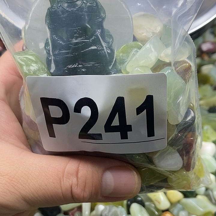 岫玉未镶嵌鱼缸石