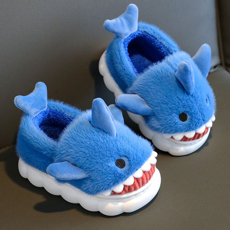 秋冬卡通鲨鱼防滑保暖室内棉拖鞋