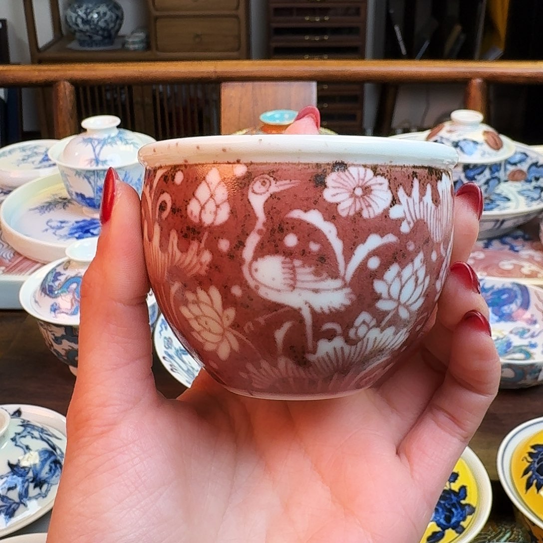 杯重工一鹭莲升撒红釉里红缸杯