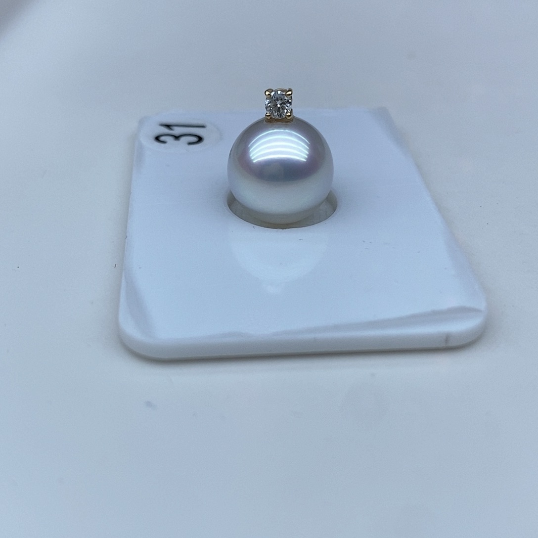 海水珍珠颈饰18K金镶嵌
