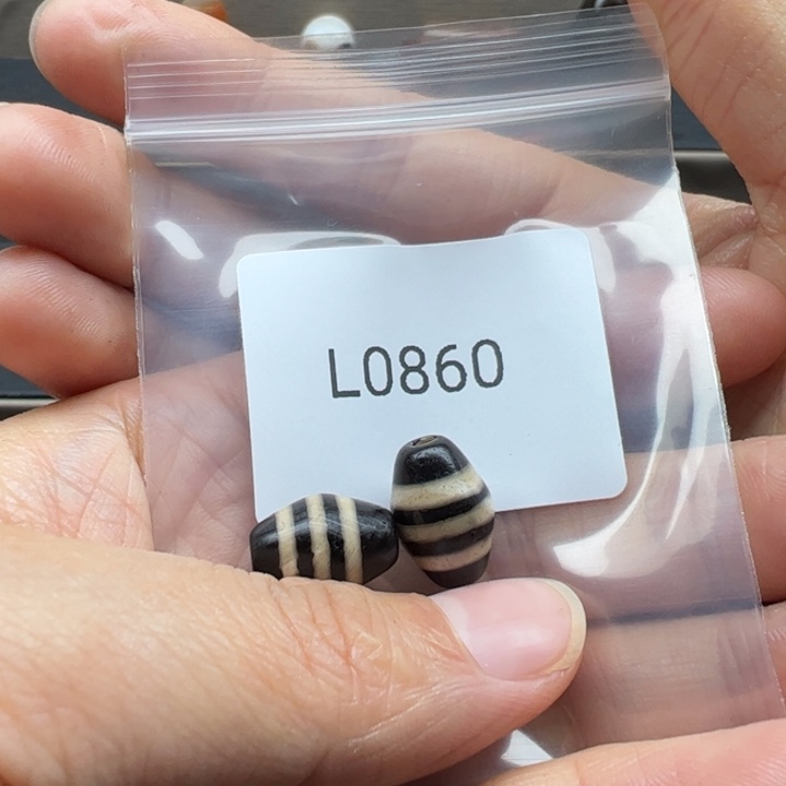蒋***常玛瑙/玉髓未镶嵌珠宝半成品