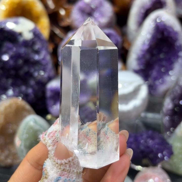 紫晶未镶嵌大型摆件（非配饰）