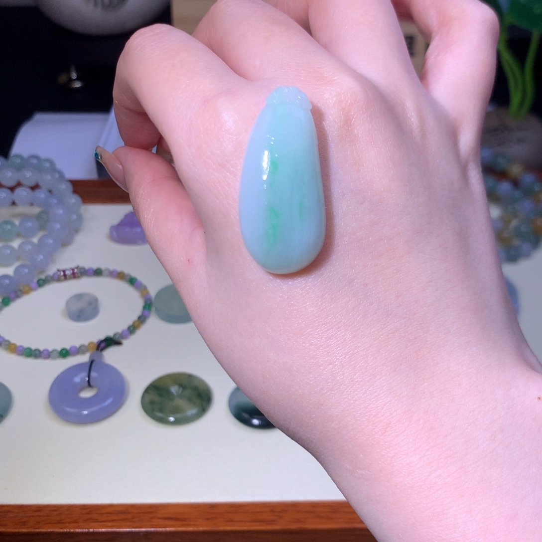 未镶嵌定制翡翠福瓜