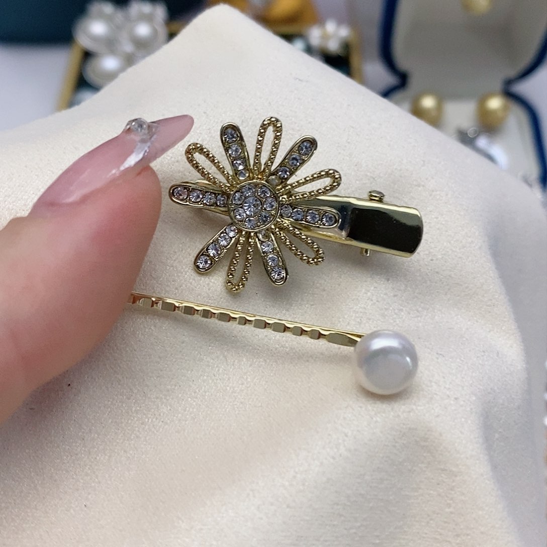 【闪购商品】淡水珍珠发夹未镶嵌2