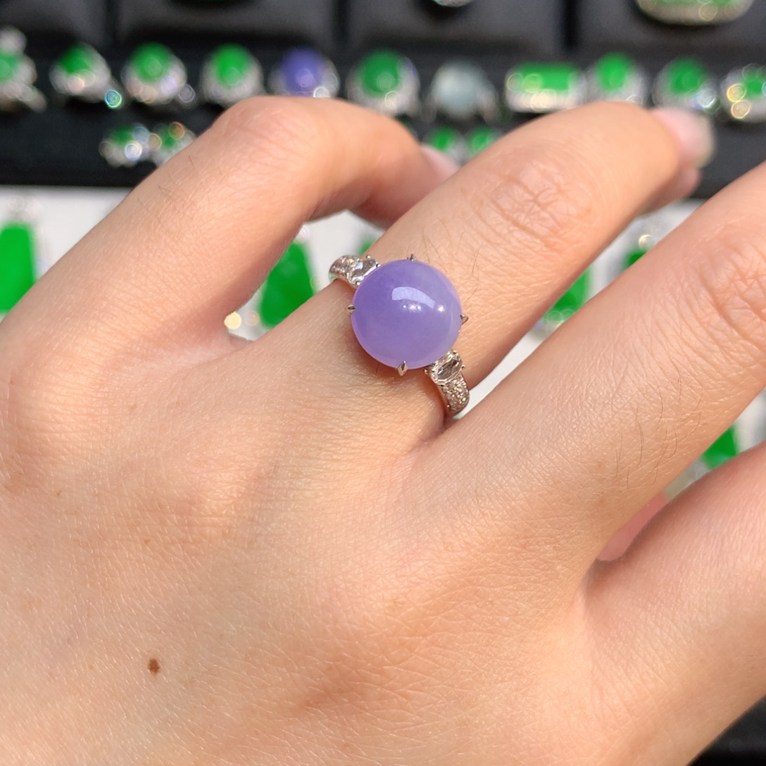 翡翠18K金镶嵌戒指