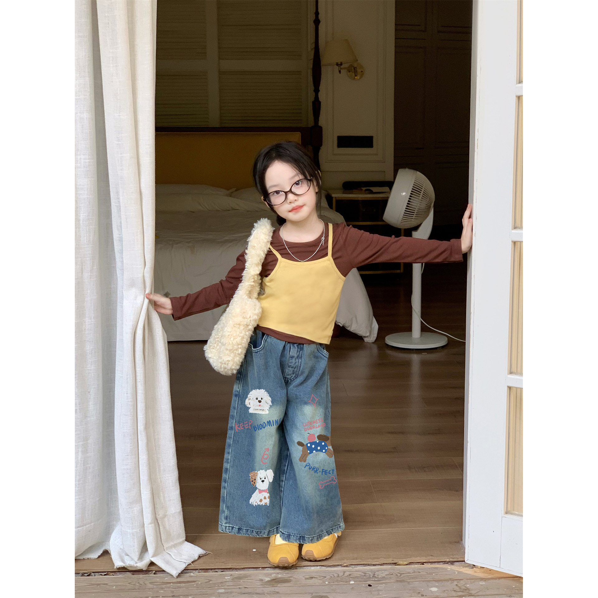 小粉象 ·女童2025秋季新款韩版吊带长袖洋气上衣卡通牛仔裤套装