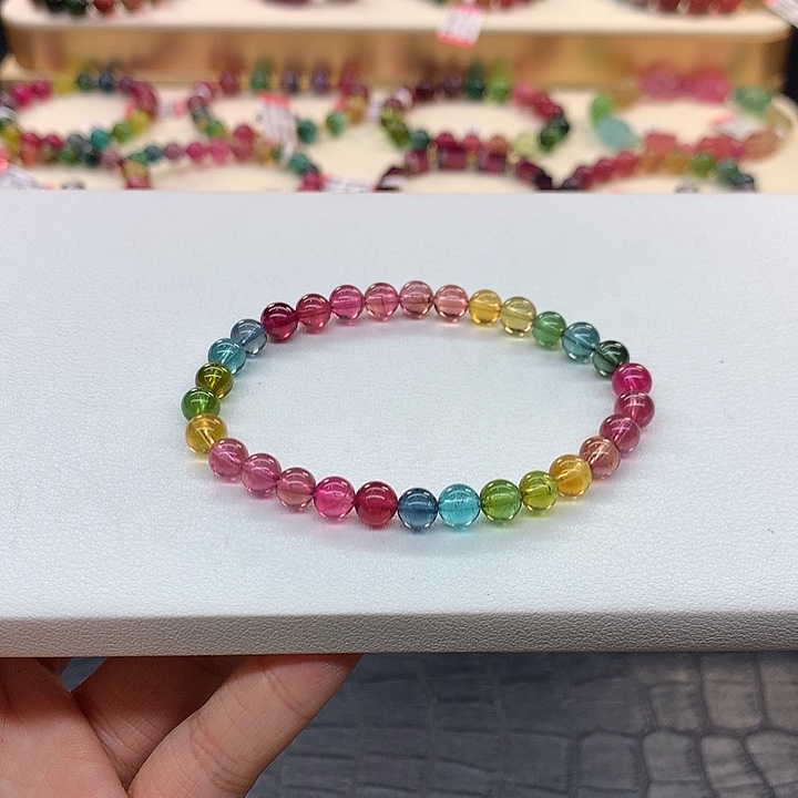 碧玺手链未镶嵌6.2/浓艳。