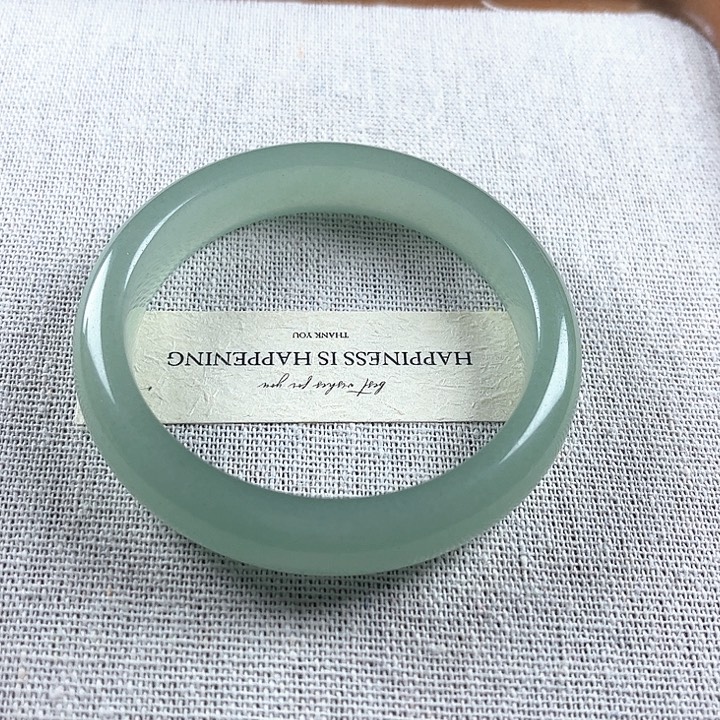 东陵石未镶嵌手镯