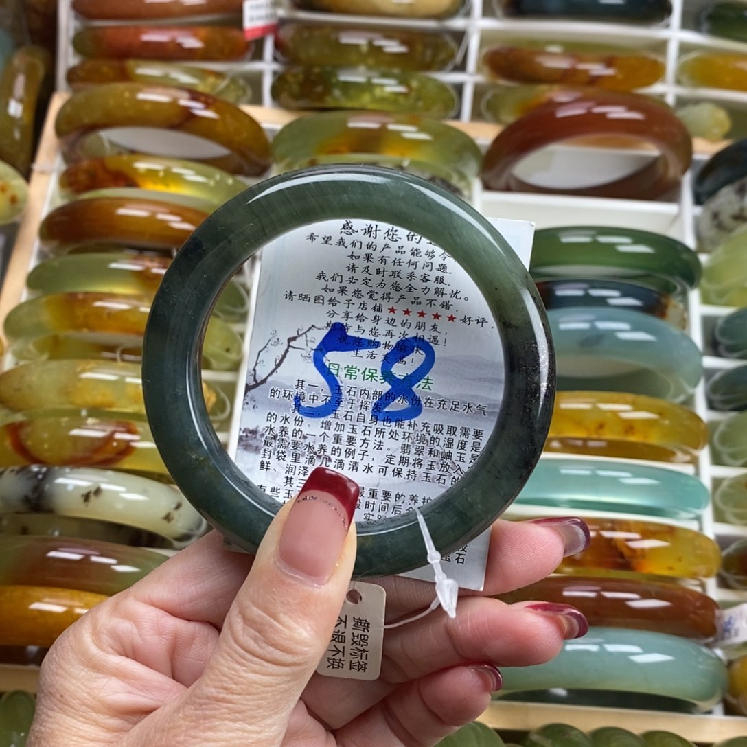 未镶嵌蛇纹石玉手镯