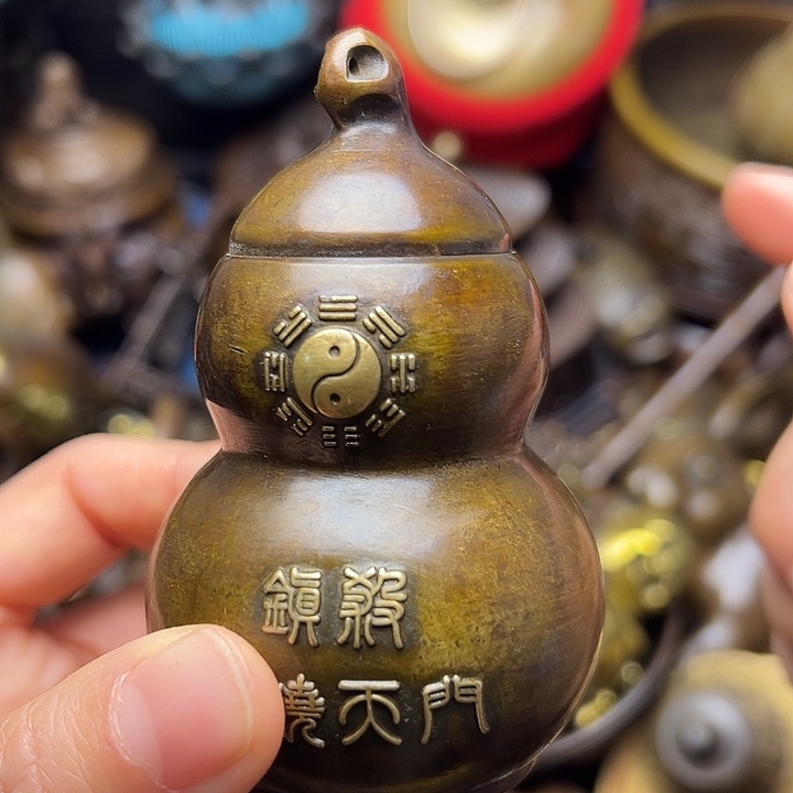 铜器摆件老王直播间