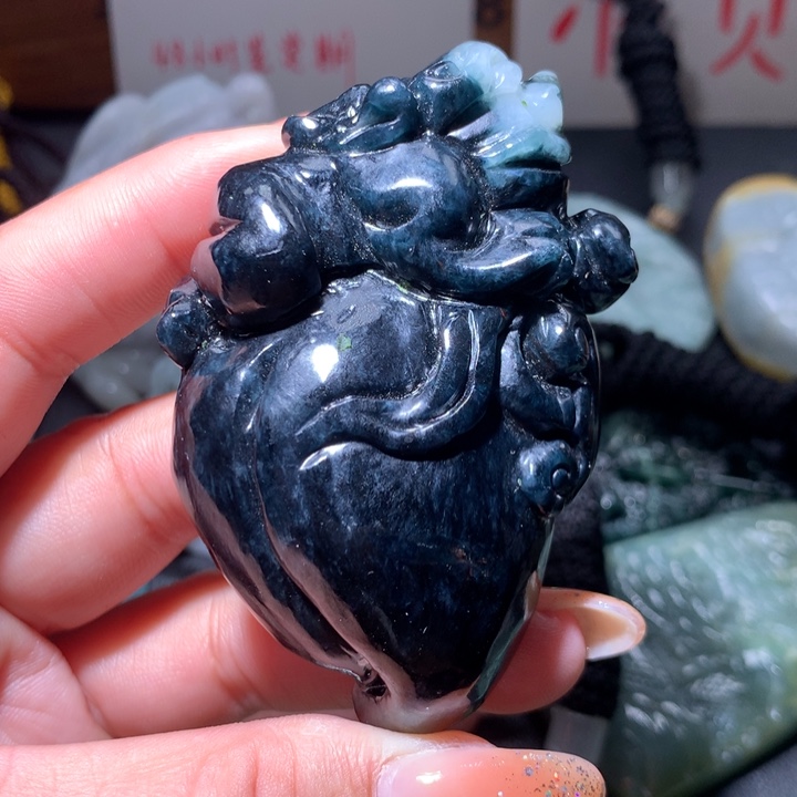 翡翠未镶嵌颈饰保真天然A货翡翠