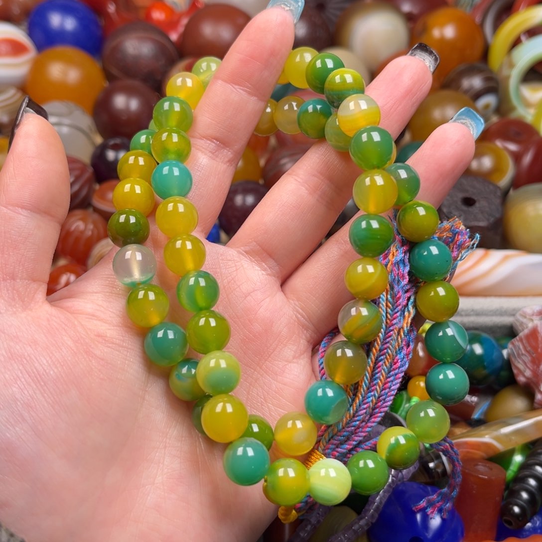 玛瑙/玉髓颈饰未镶嵌