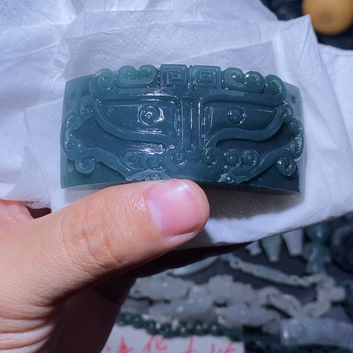 未镶嵌定制翡翠帝*心毛