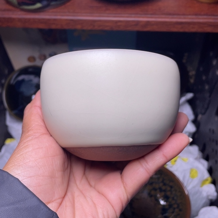 茶盏在我身边也没有任何