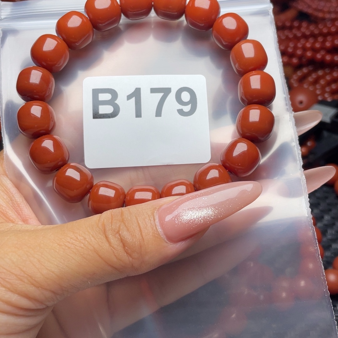 风***o南红玛瑙未镶嵌手链