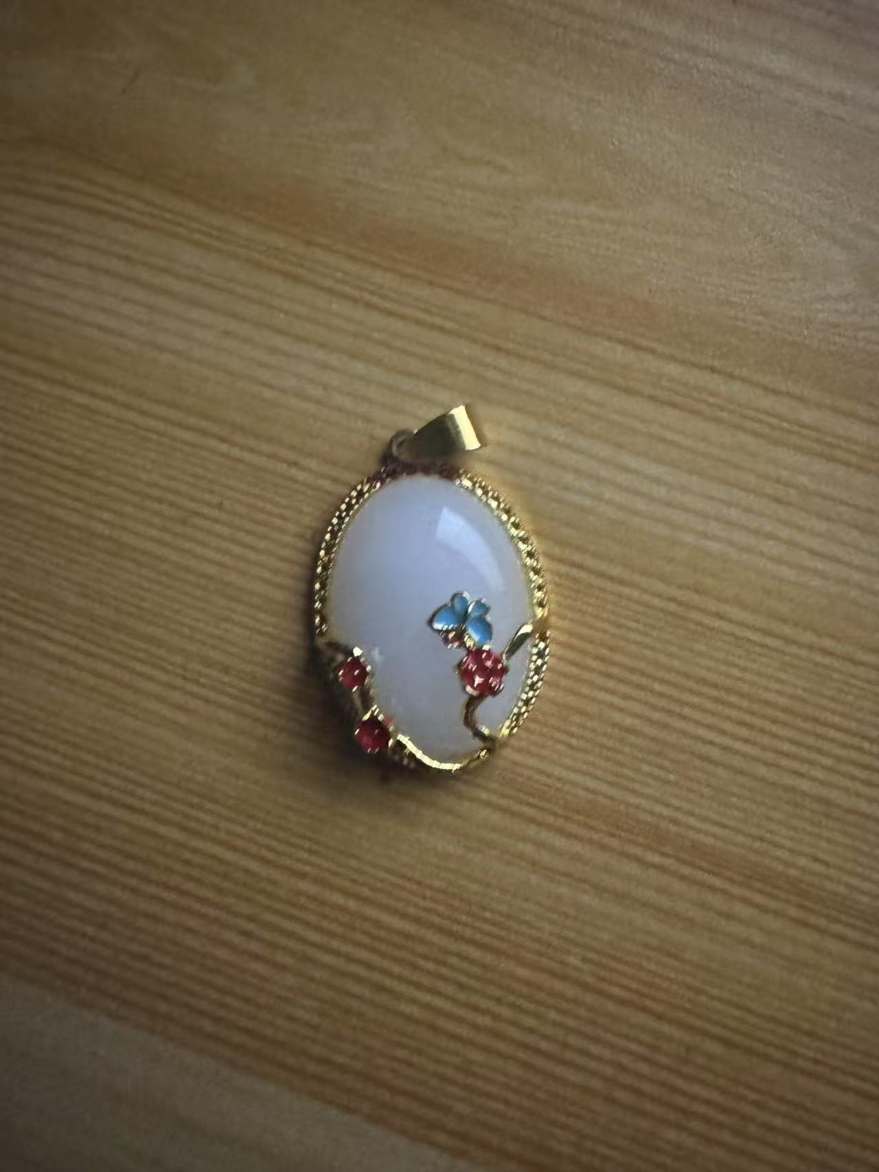 1144    精美吊坠