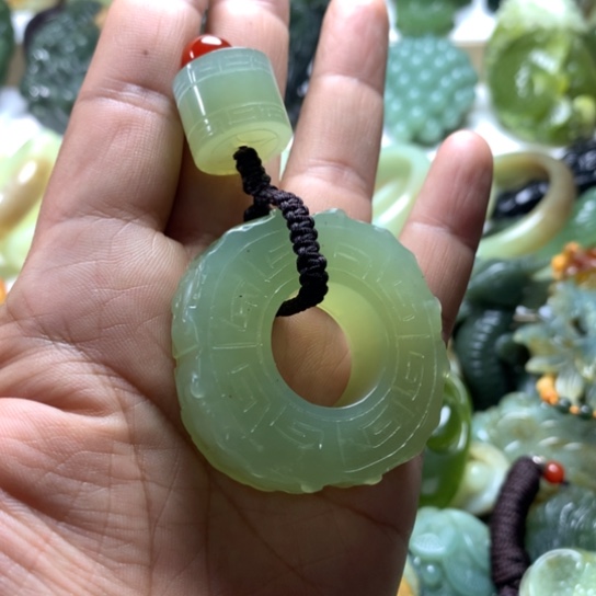 蛇纹石玉岫玉手把件未镶嵌