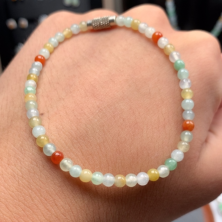 颈饰未镶嵌翡翠天然