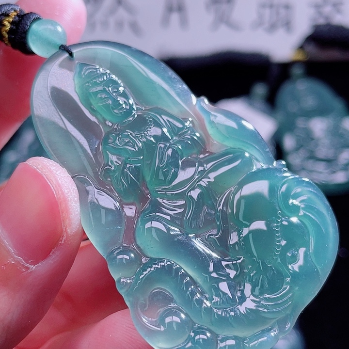 翡翠颈饰未镶嵌9999999999