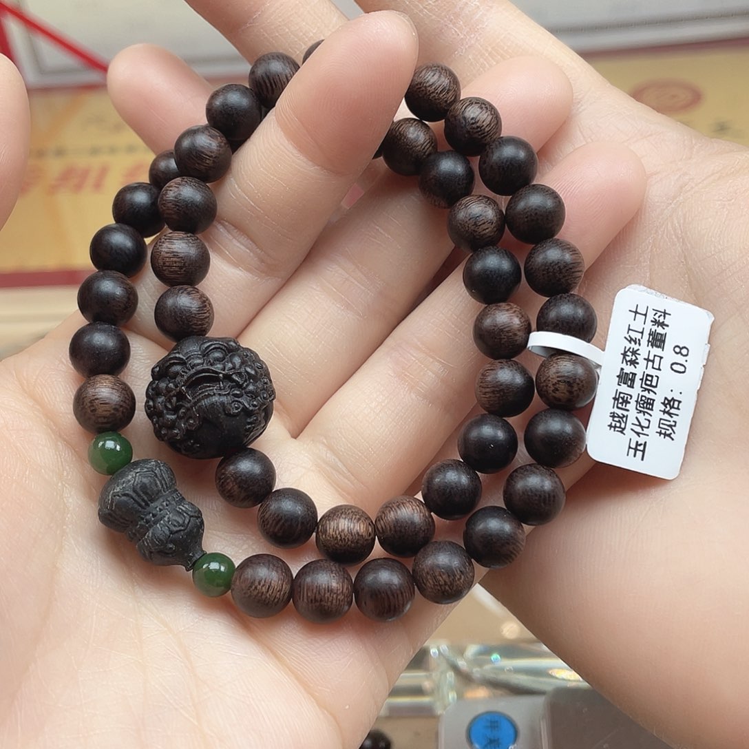 沉香手串越南富森红土玉化瘤疤