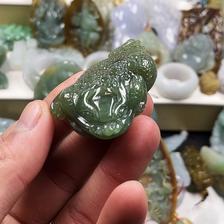 定制翡翠未镶嵌翡翠