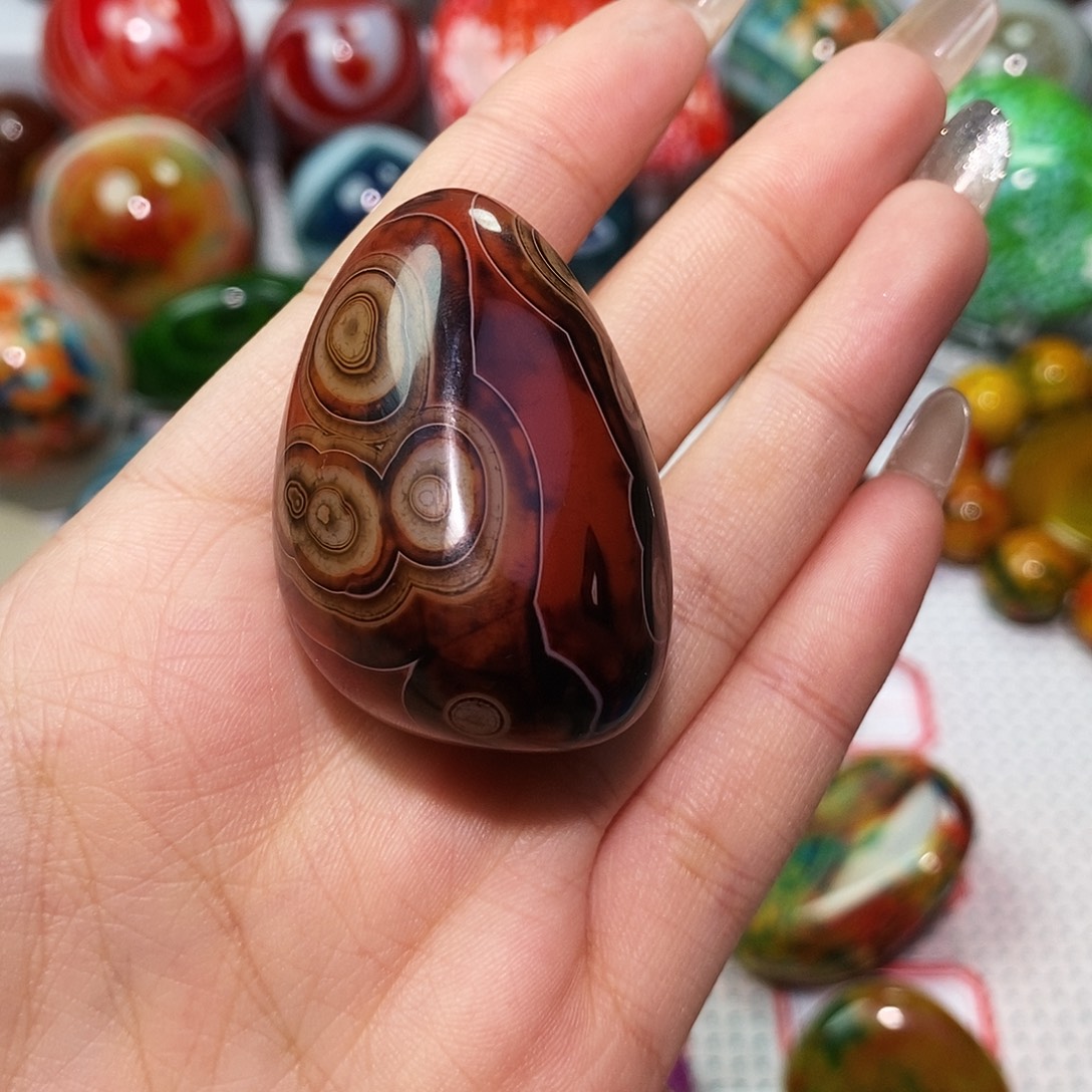 好***伴玛瑙/玉髓未镶嵌珠宝奇石