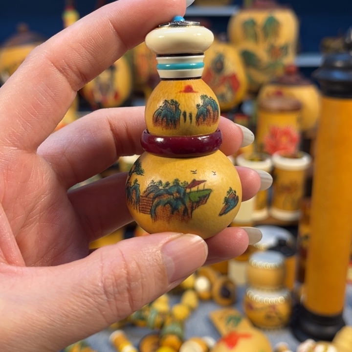 大叶紫檀（黑酸枝木类）