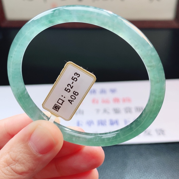 翡翠未镶嵌手镯翡翠手镯11