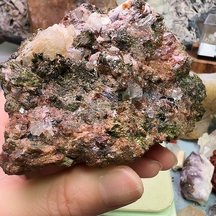 ****赞珠宝半成品未镶嵌水晶