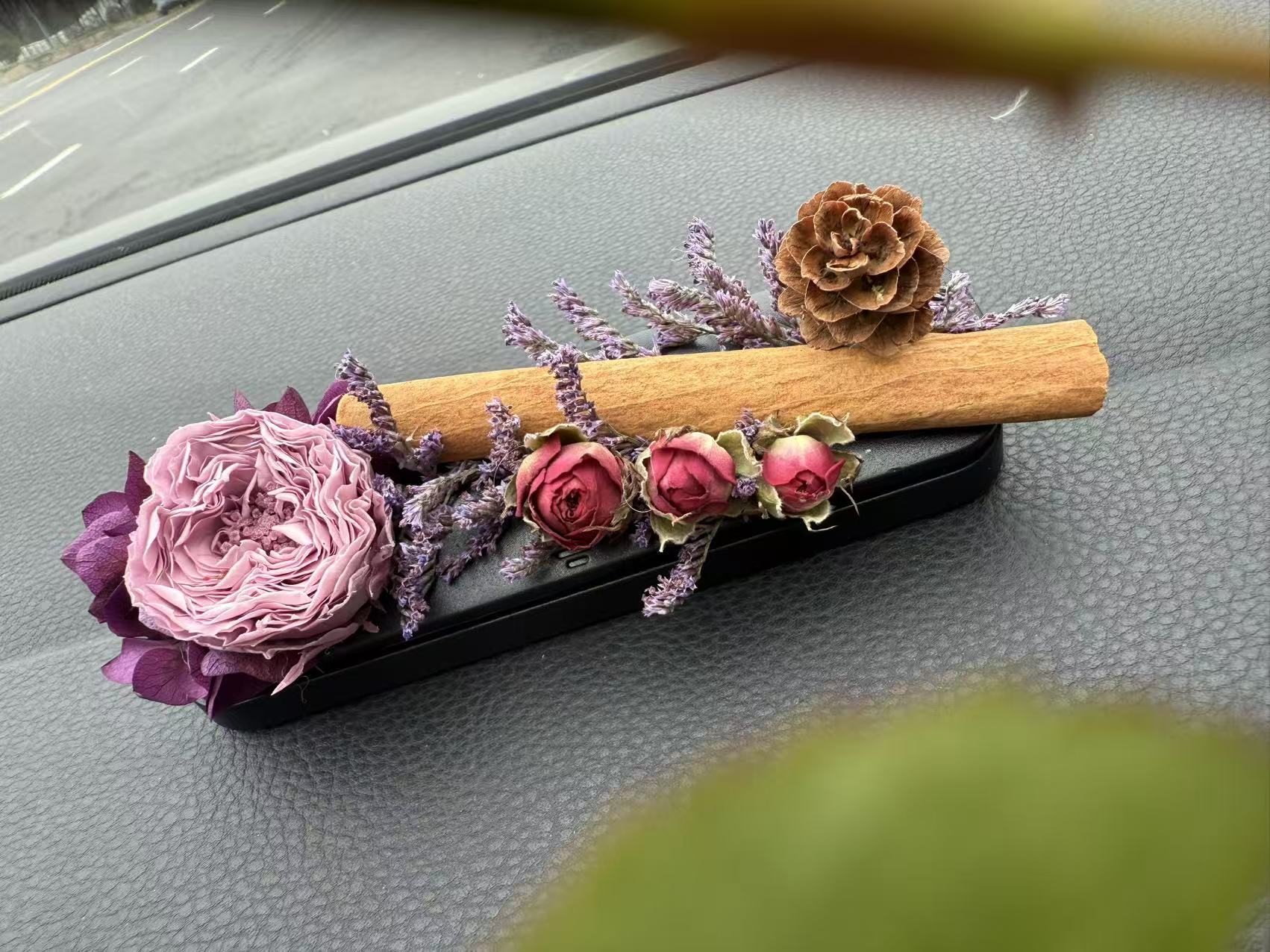 挪车号码牌高级感干花永生花车载香薰内饰创意装饰中控台摆件便携