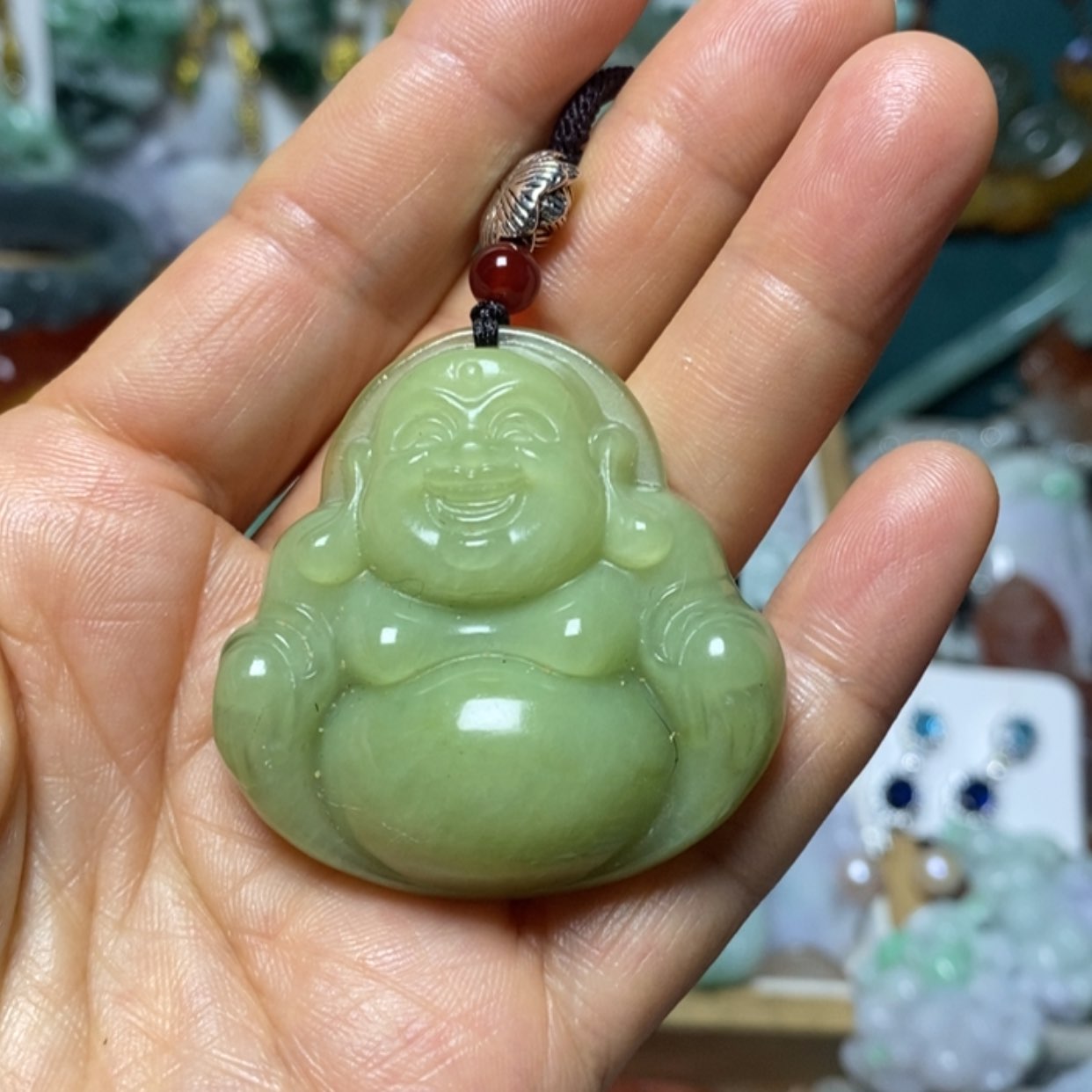 【闪购商品】翡翠吊坠(赠链)未镶嵌