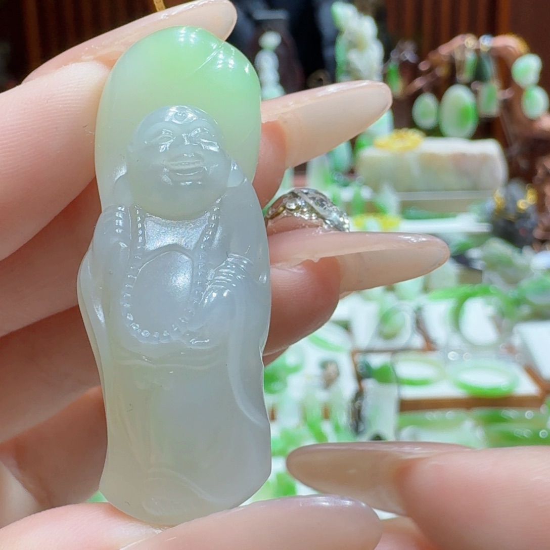 和田玉翠青三色佛公未镶嵌