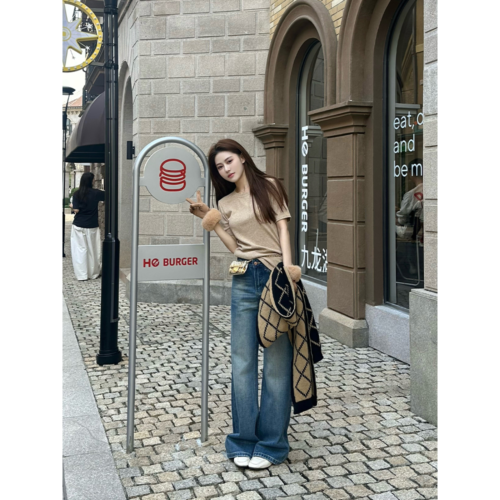 直筒阔腿牛仔裤女2026春季新款设计感宽松复古中腰显瘦拖地长裤子