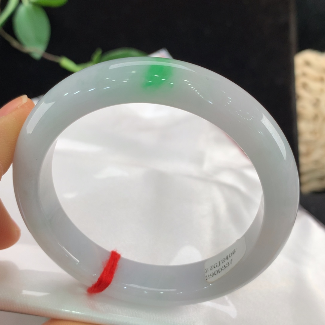 翡翠手镯未镶嵌111-0337