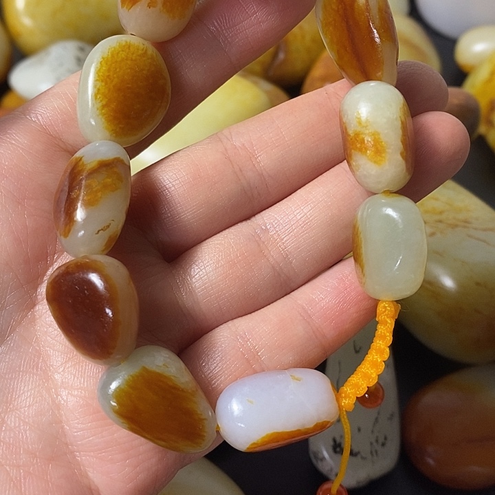 用***6和田玉未镶嵌挂件