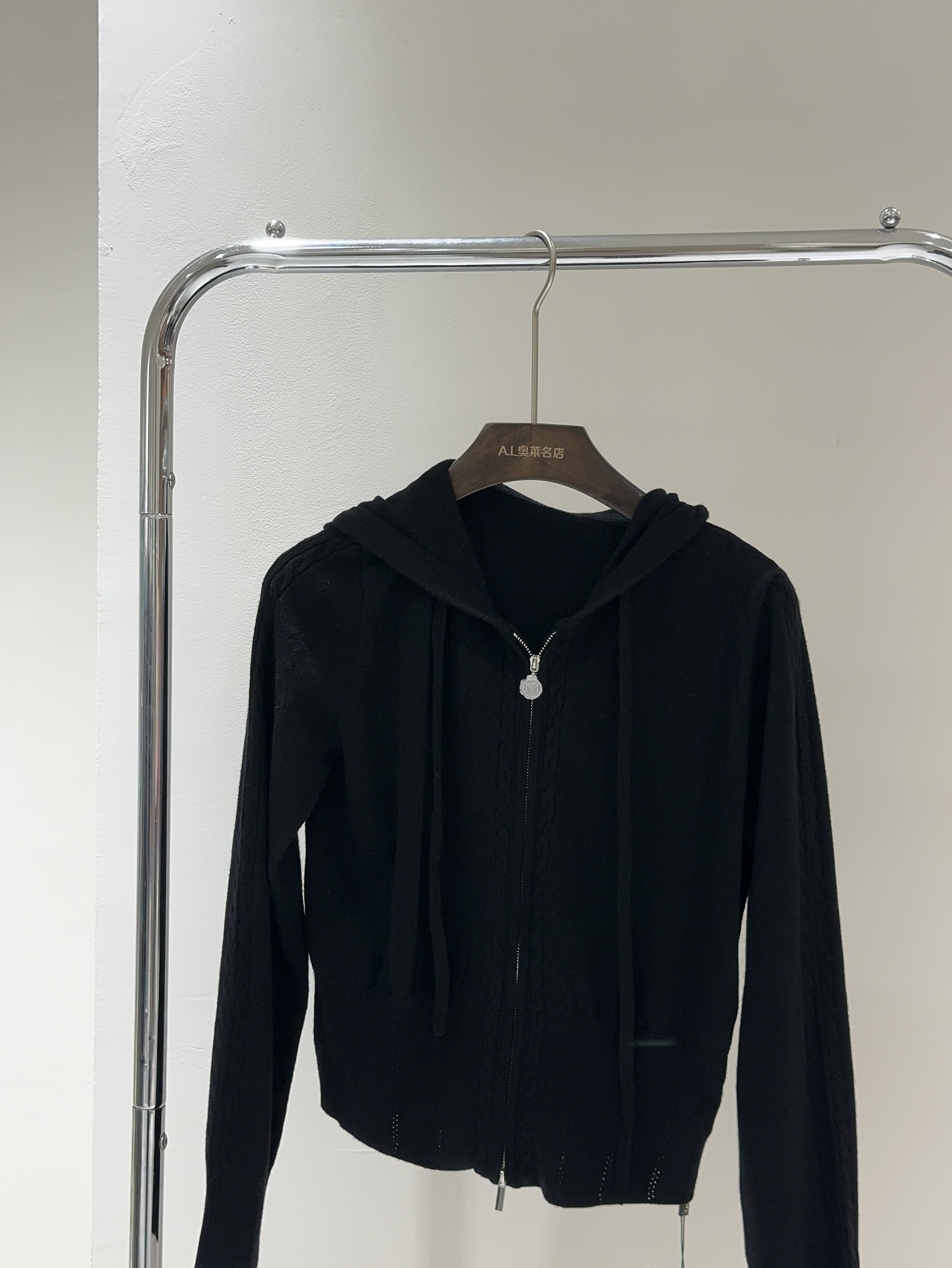 【乔帛】2025新款秋冬轻奢女士上衣-3958