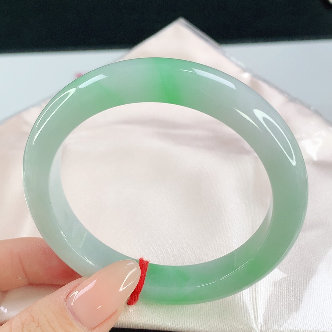 未镶嵌手镯翡翠839