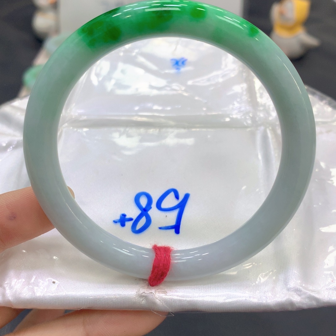 翡翠未镶嵌手镯翡翠26