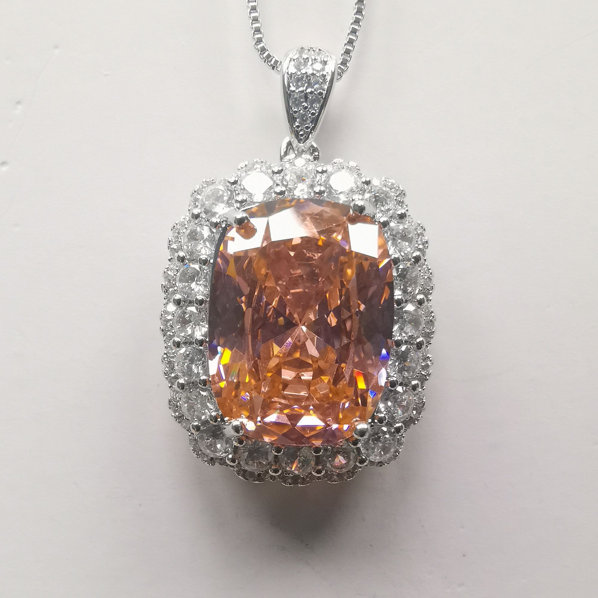 帕帕拉恰蓝宝石吊坠珍藏级D1002