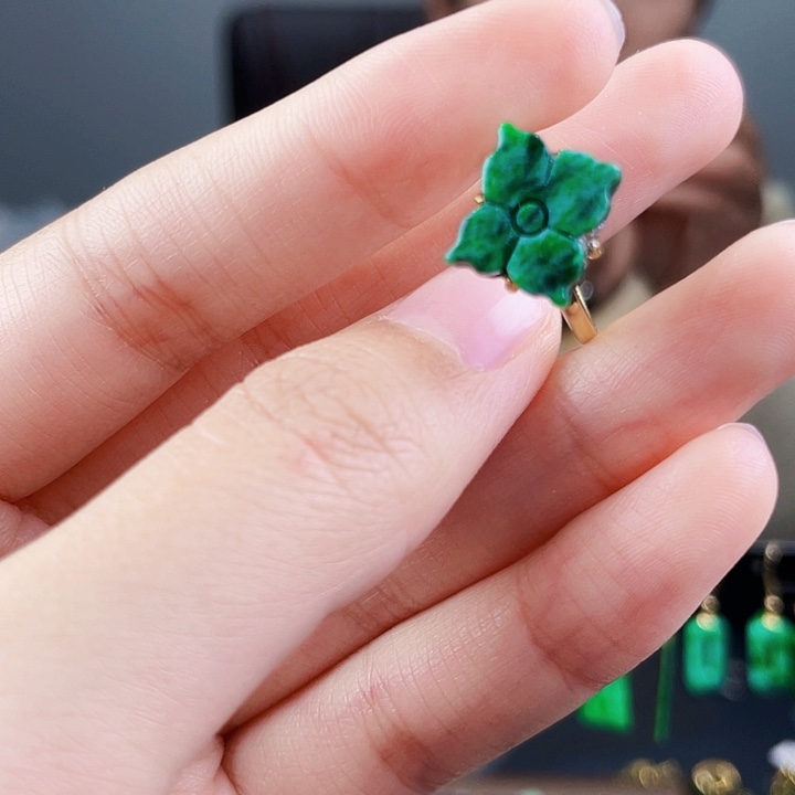 翡翠戒指银S925镶嵌饰品