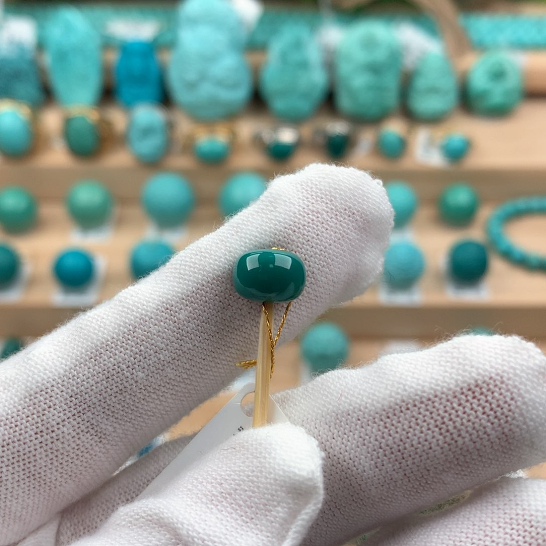 绿松石配饰未镶嵌8.7-6.5